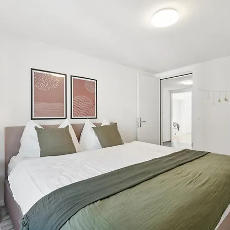 Klara 1022 - Olma, Spital, Uni St- Gallen *